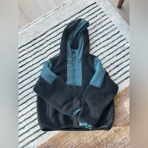 Free people in movement Black Sherpa Hoodie with Teal Accents size medium